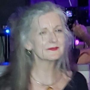 Meet your Posher, Mimi